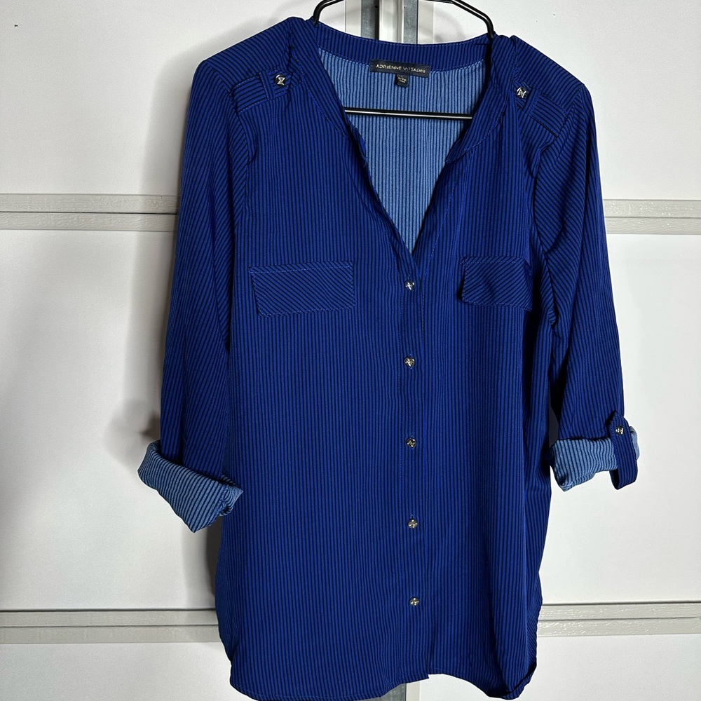 Adrienne Vittadini Navy and Black Striped Top